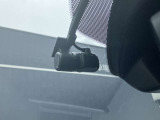 万が一の時に録画をして、映像として残しておける、2カメラドライブレコーダーを装備しています。