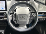 【純正革巻きステアリング】上質な革を使用することで、手にしっかり馴染みとても運転しやすいハンドルです♪