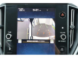 バックモニター付ですので、車庫入れも駐車もラクラクです。