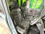 運転席シート廻りは使用感も少なく、良好な状態となっています。丁寧に使われていたことがよくわかりますね。