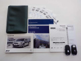 ※取説(車両/ナビ/ETC)・新車保証書・整備手帳・ディーラー整備記録簿10枚・スペアスマートキー 完備。 株式会社オートラインJ
