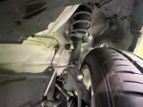 お車を安心してお乗りいただく為には、足回りの定期点検が欠かせません。サービスサポート(有償保証)では無料点検もご提供しており、安心のカーライフをお過ごしいただけるサポート体制が整っています。