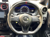 【純正革巻きステアリング】上質な革を使用することで、手にしっかり馴染みとても運転しやすいハンドルです♪