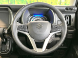 【純正革巻きステアリング】上質な革を使用することで、手にしっかり馴染みとても運転しやすいハンドルです♪