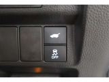 パワーテールゲート装備!荷物を持っていてもスイッチ一つでテールゲートの開閉が可能です!パワーテールゲートは運転席からも操作することが可能です!