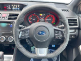 【ステアリングスイッチ】運転中、前方から目線をそらすことなく、オーディオ等の操作が可能な便利機能!安心&快適なドライブを演出してくれます♪