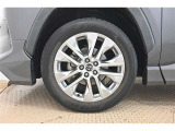 純正なので車に似合うデザインになっていますね。