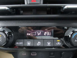 オートエアコンですので、車内を快適な空間に出来ます♪