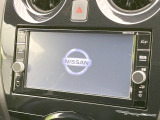 【純正ナビ】人気の純正ナビを装備。オーディオ機能も充実しており、Bluetooth接続すればお持ちのスマホやMP3プレイヤーの音楽を再生可能!毎日の運転がさらに楽しくなります!!