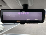 【インテリジェントルームミラー】 車両後方のカメラ映像がミラーに映るので、乗員や荷物が多くても安心♪夜間や悪天候の日でもクリアな映像で視界良好です◎