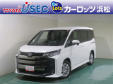 トヨタのミニバン・ノアです。低床&スライドドアで乗り降りしやすく、家族でのドライブにもピッタリ☆
