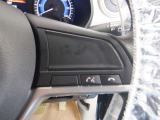 車との連携でボタンをおすだけで電話ができる