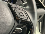 クルーズコントロールを装備しています。高速道路などで一定の速度で走ってくれるので運転が楽ですよ!速度を設定できますので、スピードの出しすぎにも注意できます。