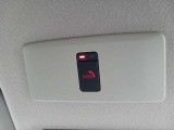 SOSコールスイッチがついています。急病時や危険を感じた際にSOSコールスイッチを押しますと専門オペレーターに繋がります。