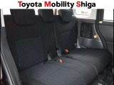 後席もゆとりあるスペ-スをしっかり確保。