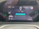 ☆視認性の良いメーターには電費情報など運転をサポートする様々な情報を表示します☆