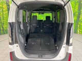 普段のお買い物や通勤、送迎等に十分な荷室スペースを確保しております。セカンドシートを倒すと、大きな荷物の積載も可能です♪