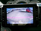 バックモニター付きですので、日常の駐車はもちろん、人や障害物などを映像で確認できるので安心です!(補助装置になりますので、目視でもご確認ください)