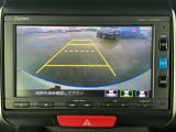 バックカメラも装備しております。車庫入れの苦手なお客様も安心!重宝してくれます!