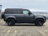 【プライバシーガラス メーカーop価格￥85000】プライバシーガラスにより車全体を引き締まった印象にします。もちろん、防犯にも繋がります。