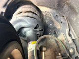 お車を安心してお乗りいただく為には、足回りの定期点検が欠かせません。サービスサポート(有償保証)では無料点検もご提供しており、安心のカーライフをお過ごしいただけるサポート体制が整っています。
