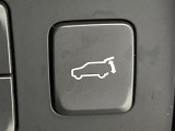 【パワーバックドア】スマートキーや運転席のボタンを押すだけでリアゲートが自動で開閉します!荷物を持っている時や、高い位置にあるバックドアを閉める際に便利な機能です♪