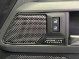 【MERIDIANサラウンドサウンドシステム メーカーop価格￥303000】低音から高音までをクリアに再現し車内に臨場感溢れる音響空間を提供致します。