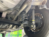 お車を安心してお乗りいただく為には、足回りの定期点検が欠かせません。サービスサポート(有償保証)では無料点検もご提供しており、安心のカーライフをお過ごしいただけるサポート体制が整っています。