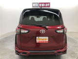 「使ってバック・・カードのポイントで月々の負担を軽減」。車種・年式によっては、対象外の車もあります。