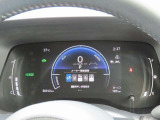 確認しやすいメーターパネルで運転をサポート!