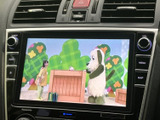 休憩時や停車中に、お気に入りの番組や映像を楽しめます。家族でのドライブや待ち時間も快適に過ごせる、便利な機能が満載です。