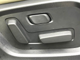 【パワーシート】スイッチ一つで簡単にシートの微調整が可能!電動だから力もいりません!快適なシートポジションにセットして、快適なドライブをお楽しみください。