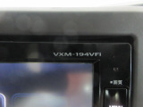 ナビの型式はVXM-194VFiです。