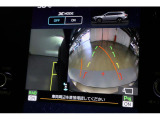 バックカメラに障害物センサー、後退時ブレーキも付いて車庫入れ安心