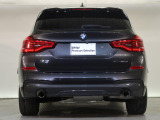 BMWのお車は、走行の安定性とコーナリングの良さを追求し、思い通りにハンドルの操作可能です。試乗車もご用意しておりますので、ぜひ&ldquo;駆け抜ける歓びをご体感ください!