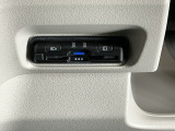 ビルトインタイプの【ETC】で見た目もスッキリ。高速道路の利用にとても便利です。