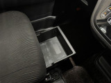 店舗にて現車の確認もいただけますので、お電話で在庫のご確認の上是非ご来店くださいませ。