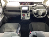 ヴォクシー 2.0 ZS 煌II 修復歴無し