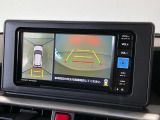 【パノラマモニター】車両周囲を上から見下ろしたような映像を表示。正確なモニタリングが可能になり、駐車時・幅寄せをアシストします!