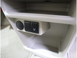運転席シートヒーター装備☆ボタンを押せばすぐに暖かくなるので、寒い日に重宝します◎