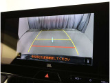バックガイドモニター搭載で、駐車時もラクラク安心!