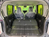 普段のお買い物や通勤、送迎等に十分な荷室スペースを確保しております。セカンドシートを倒すと、大きな荷物の積載も可能です♪