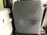 シートポケット装備。小物を入れたりできて便利です