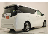 低価格で良質なお車を全社総台3,000在庫からお選びいただけます。営業時間 10:00〜19:00