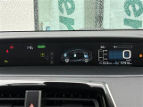 【スピードメーター】メーターがシンプルで見やすく運転しやすいですね。