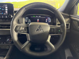 【ステアリングスイッチ】運転中、前方から目線をそらすことなく、オーディオ等の操作が可能な便利機能!安心&快適なドライブを演出してくれます♪