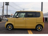 【走行距離 】約0.4万キロ走行しているお車になります!当社試乗車のため、走行距離も少なくおすすめです!