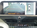 安心のバックモニター付き。