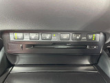 【シートヒーター&ベンチレーション】夏場は涼しい風でお尻や背中の熱やムレを防ぎ、冬はエアコンよりも早く温まってポカポカに!季節を問わず快適に過ごせます。