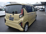 支払総額は内外装クリーニング代+ご納車前の点検整備代+登録諸費用+2年間走行距離無制限保証(バリューチョイスは1年間走行距離無制限)+安心のアフターサービスが含まれます。